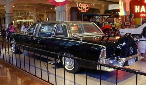 1961-lincoln-presidential-limo-2052-072414-5