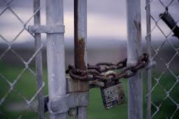 090214-padlock