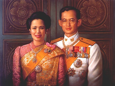 His-Majesty-King-Bhumibol-Adulyadej-and-Her-Majesty-Queen-Sirikit-102714