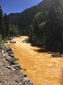 Animas_River_spill_2015-08-06-082315