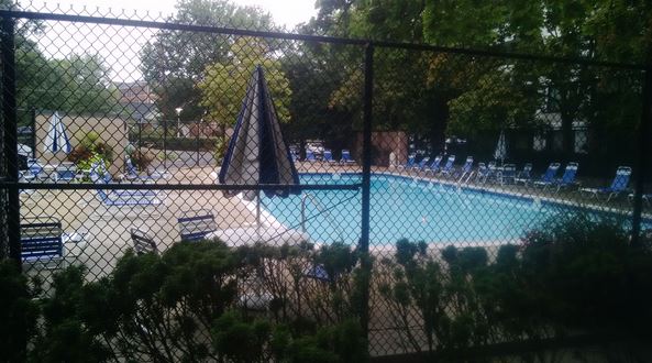 092415-pool1
